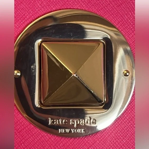 Kate Spade Pink Crossbody Bag with Structured Design - Picture 2 of 9